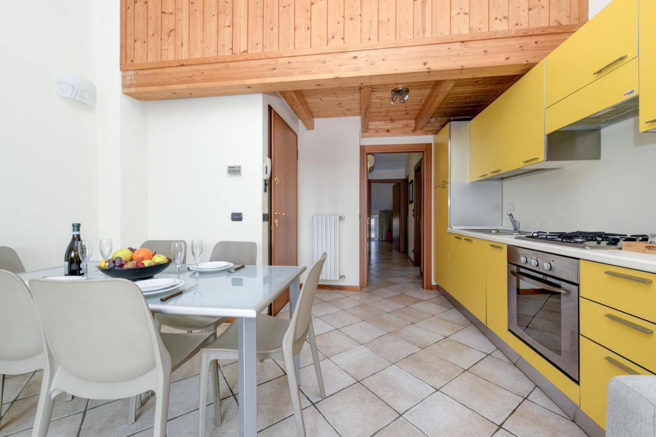 Sunset Apartment Home & Terrace Sirmione Exterior photo